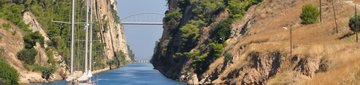 Corinth canal, Sailing
